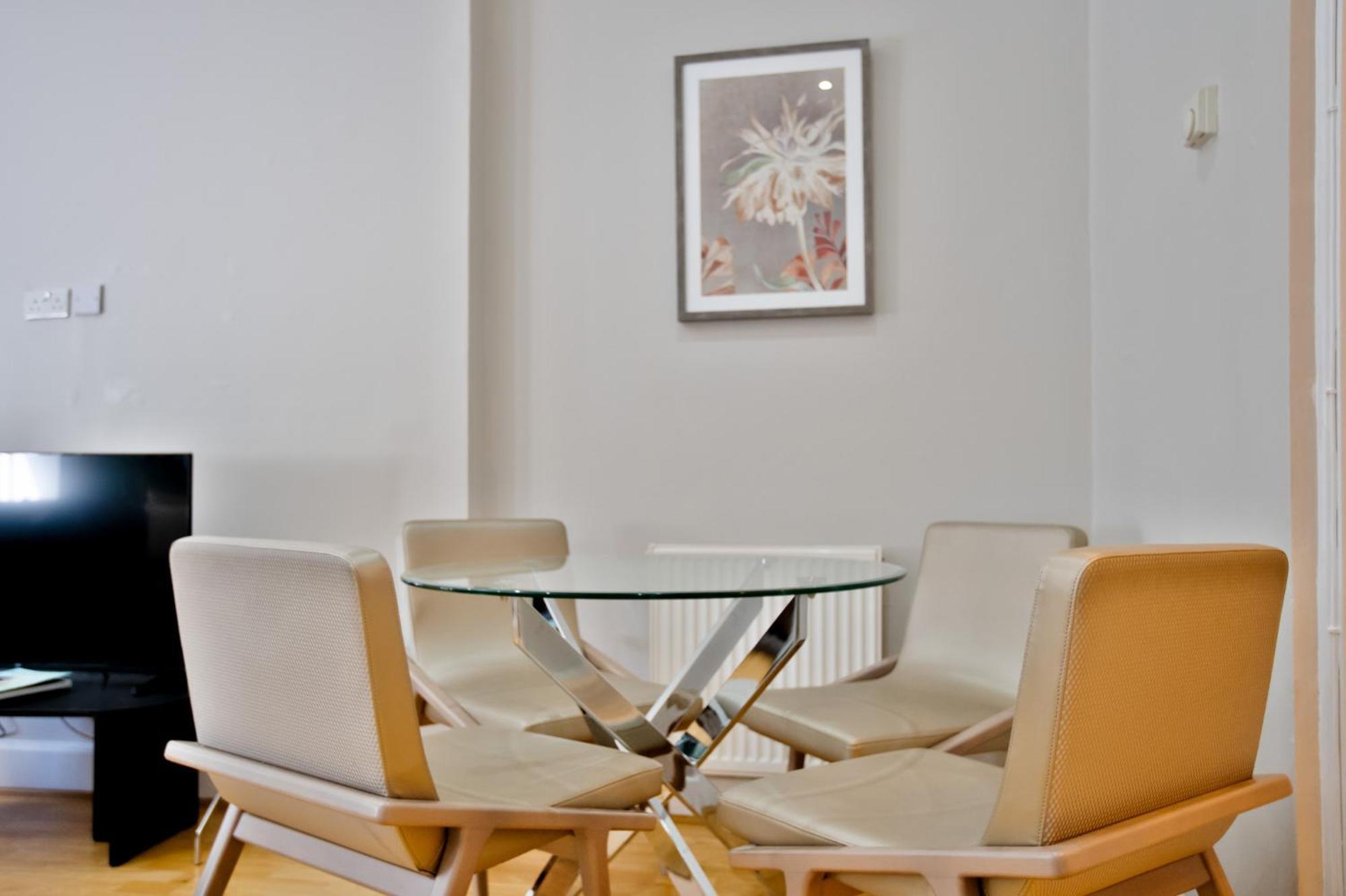 Primrose Hill Park Apartment London Room photo